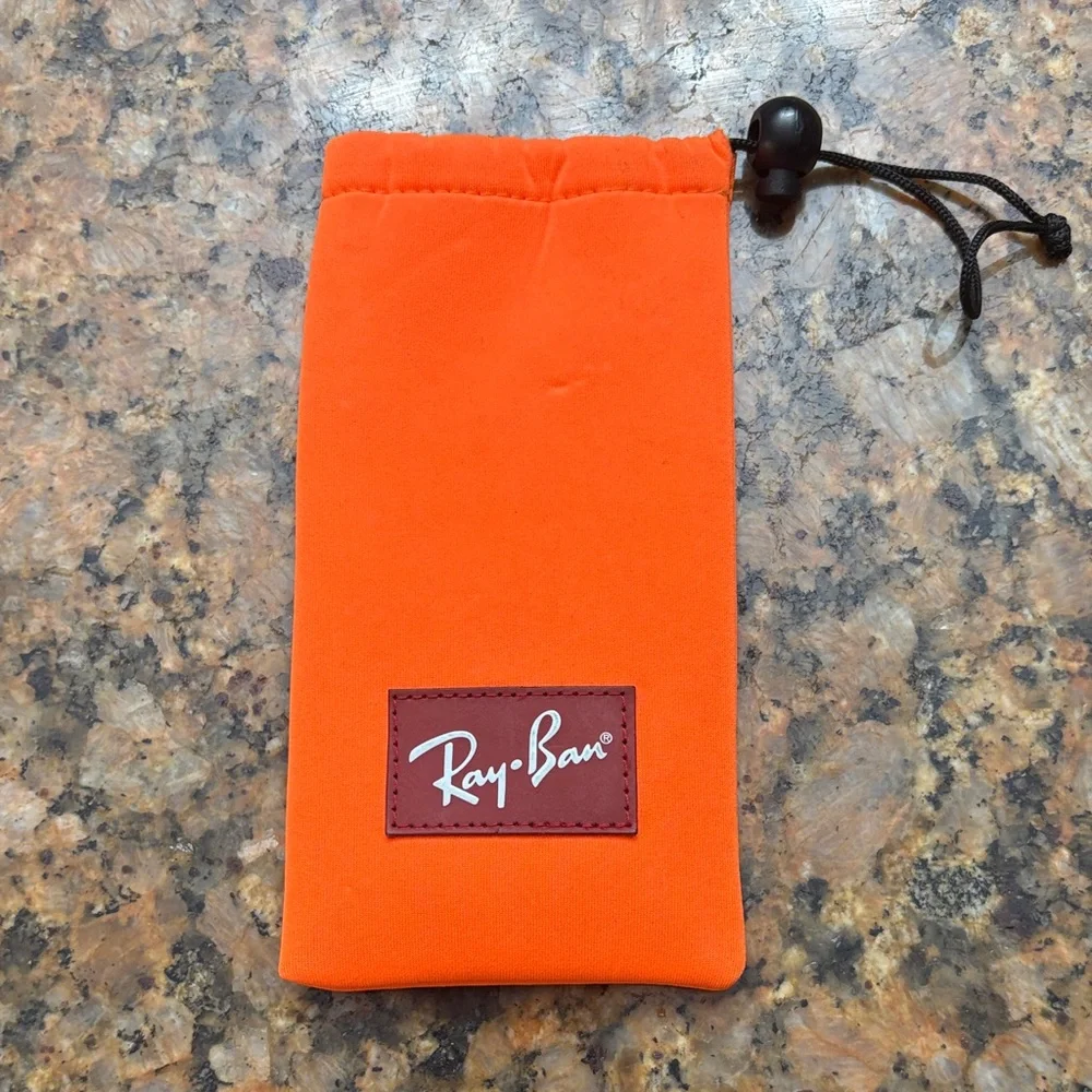 Ray-Ban classic ray